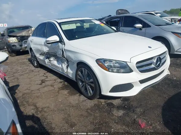 55SWF4JB2JU279159 2018 MERCEDES-BENZ C-KLASSE - Image 1