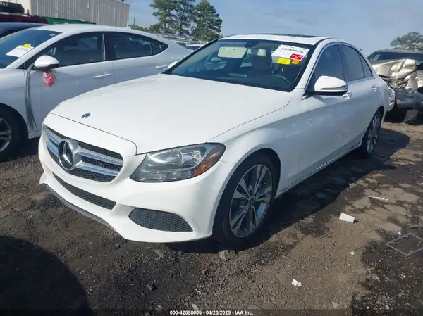 55SWF4JB2JU279159 2018 MERCEDES-BENZ C-KLASSE - Image 2
