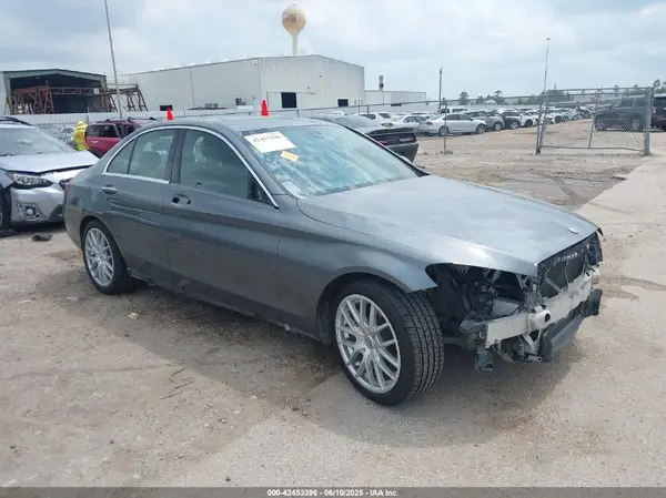 55SWF4JB2JU279243 2018 MERCEDES-BENZ C-KLASSE - Image 1