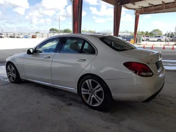 55SWF4JB3GU123396 2016 MERCEDES-BENZ C-KLASSE - Image 2