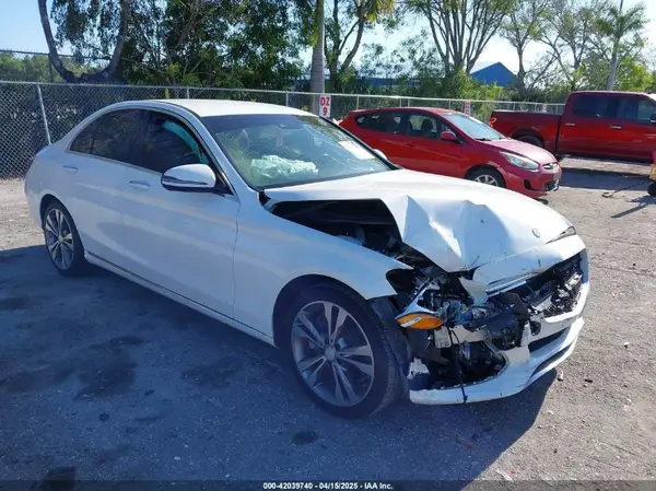 55SWF4JB3GU155524 2016 MERCEDES-BENZ C-KLASSE - Image 1