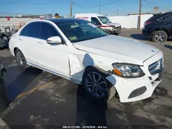 55SWF4JB3GU163221 2016 MERCEDES-BENZ C-KLASSE