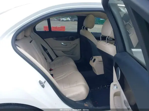 55SWF4JB3GU163946 2016 MERCEDES-BENZ C-KLASSE - Image 8