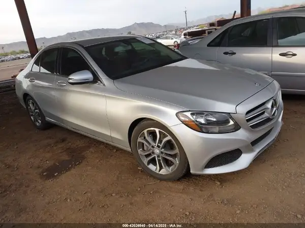 55SWF4JB3GU174882 2016 MERCEDES-BENZ C-KLASSE - Image 1