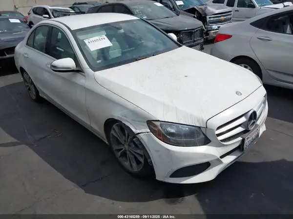 55SWF4JB3HU183499 2017 MERCEDES-BENZ C-KLASSE - Image 1