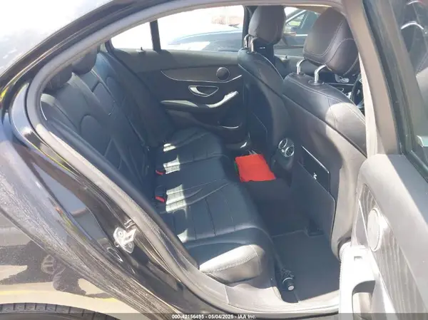 55SWF4JB3HU186757 2017 MERCEDES-BENZ C-KLASSE - Image 8