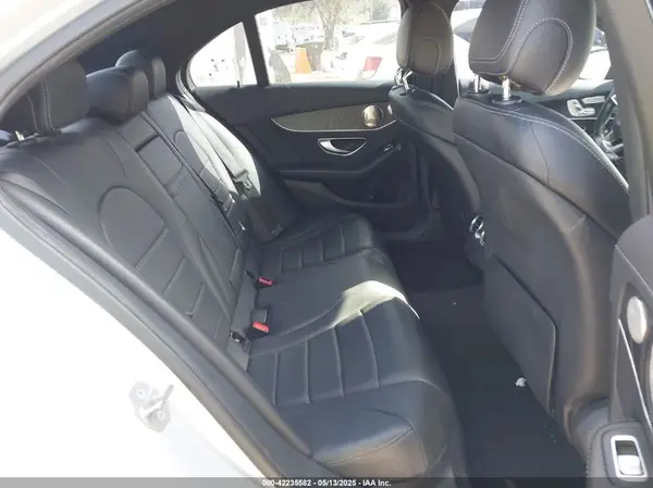 55SWF4JB3HU190260 2017 MERCEDES-BENZ C-KLASSE - Image 8