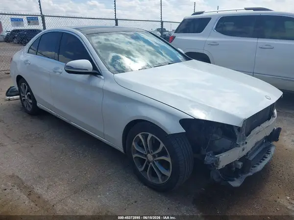 55SWF4JB3HU190887 2017 MERCEDES-BENZ C-KLASSE - Image 1