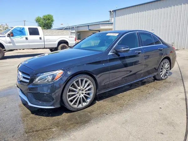 55SWF4JB3HU194552 2017 MERCEDES-BENZ C-KLASSE - Image 1