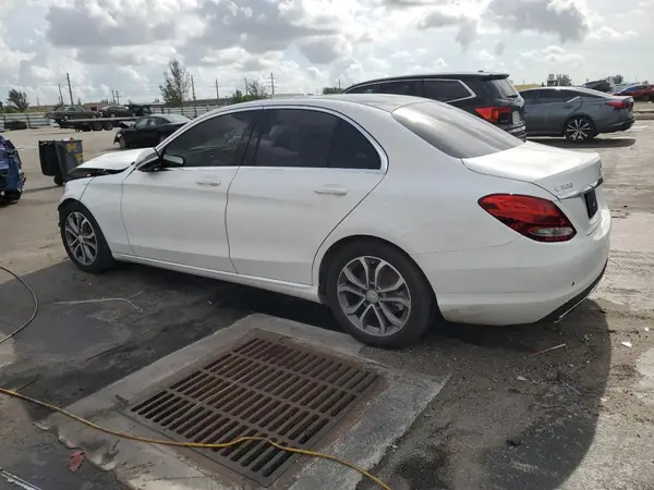 55SWF4JB3HU202617 2017 MERCEDES-BENZ C-KLASSE - Image 2