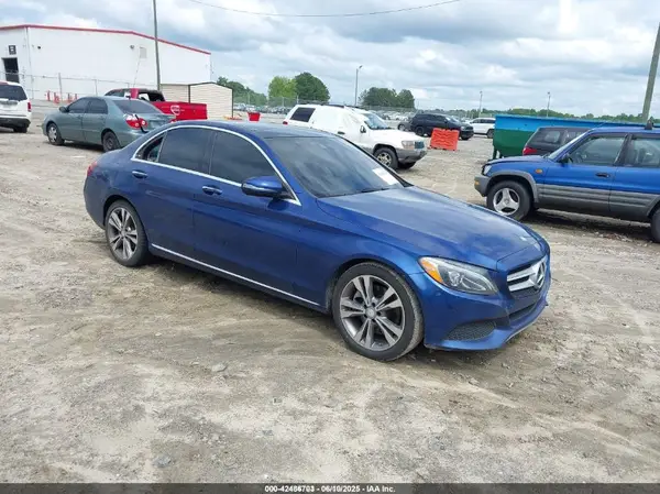 55SWF4JB3HU205145 2017 MERCEDES-BENZ C-KLASSE - Image 1