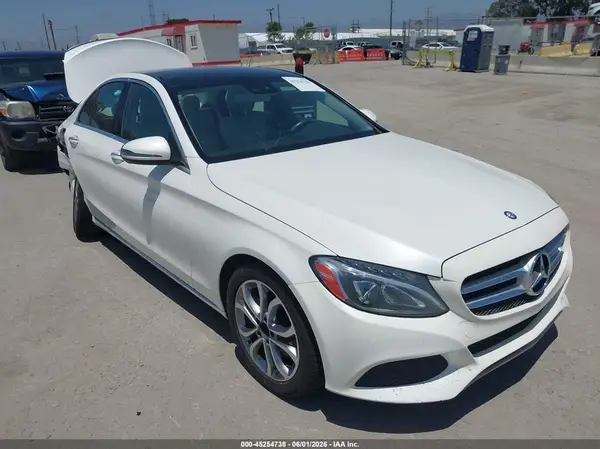 55SWF4JB3HU206103 2017 MERCEDES-BENZ C-KLASSE - Image 1