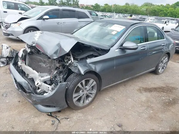 55SWF4JB3HU208465 2017 MERCEDES-BENZ C-KLASSE - Image 2
