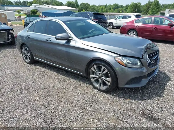 55SWF4JB3HU213830 2017 MERCEDES-BENZ C-KLASSE - Image 1