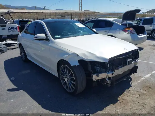 55SWF4JB3HU216260 2017 MERCEDES-BENZ C-KLASSE - Image 1