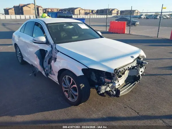 55SWF4JB3HU234287 2017 MERCEDES-BENZ C-KLASSE - Image 1