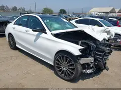 55SWF4JB3JU240242 2018 MERCEDES-BENZ C-KLASSE