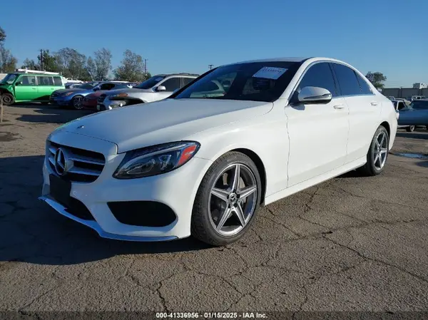 55SWF4JB3JU244193 2018 MERCEDES-BENZ C-KLASSE - Image 2