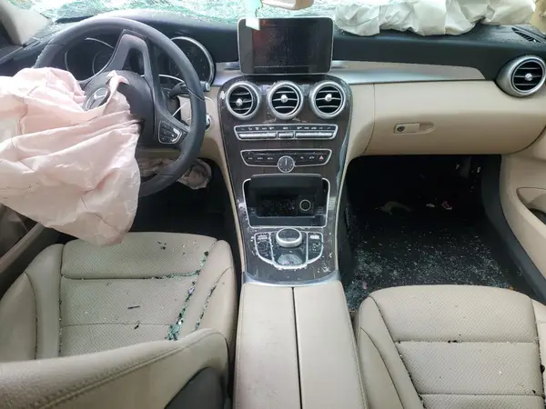 55SWF4JB3JU257915 2018 MERCEDES-BENZ C-KLASSE - Image 8