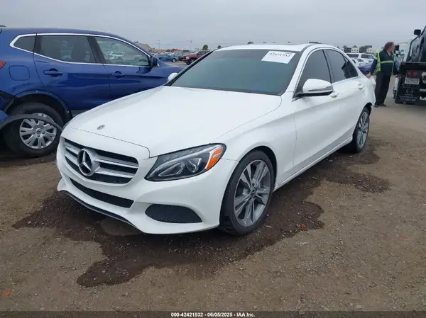 55SWF4JB3JU272737 2018 MERCEDES-BENZ C-KLASSE - Image 2
