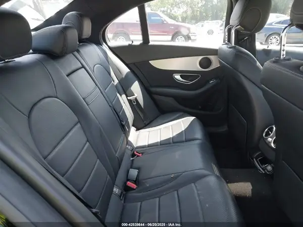 55SWF4JB3JU279848 2018 MERCEDES-BENZ C-KLASSE - Image 8