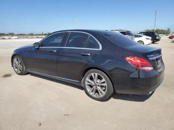55SWF4JB3JU279901 2018 MERCEDES-BENZ C-KLASSE - Image 2