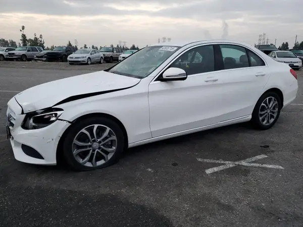 55SWF4JB4GU100919 2016 MERCEDES-BENZ C-KLASSE - Image 1