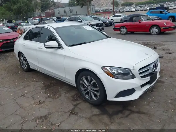 55SWF4JB4GU131863 2016 MERCEDES-BENZ C-KLASSE - Image 1