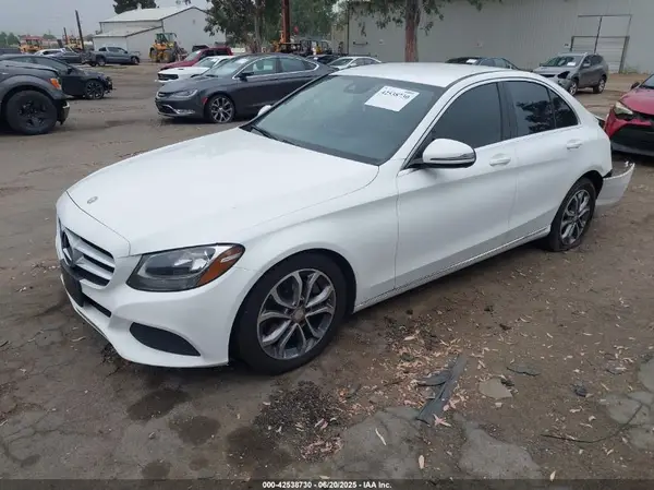 55SWF4JB4GU131863 2016 MERCEDES-BENZ C-KLASSE - Image 2