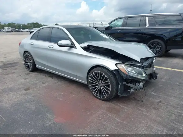 55SWF4JB4GU132494 2016 MERCEDES-BENZ C-KLASSE - Image 1