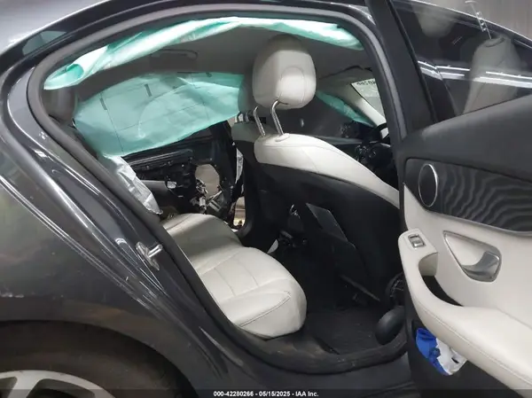 55SWF4JB4GU165849 2016 MERCEDES-BENZ C-KLASSE - Image 8