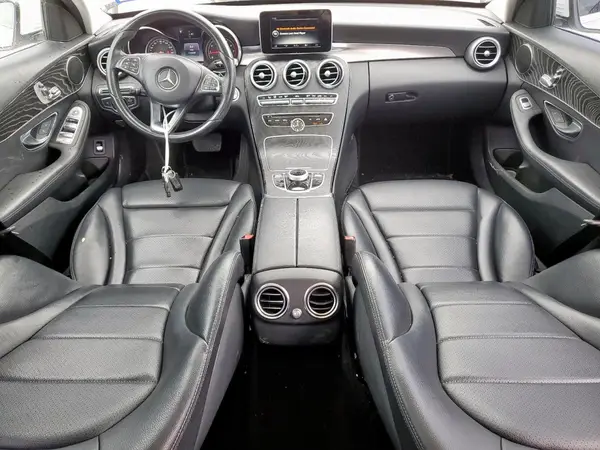 55SWF4JB4HU180059 2017 MERCEDES-BENZ C-KLASSE - Image 8