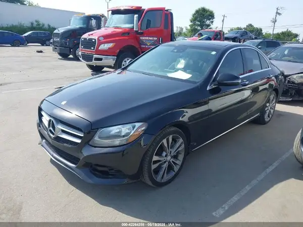 55SWF4JB4HU194138 2017 MERCEDES-BENZ C-KLASSE - Image 2