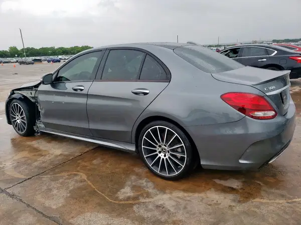 55SWF4JB4HU228997 2017 MERCEDES-BENZ C-KLASSE - Image 2