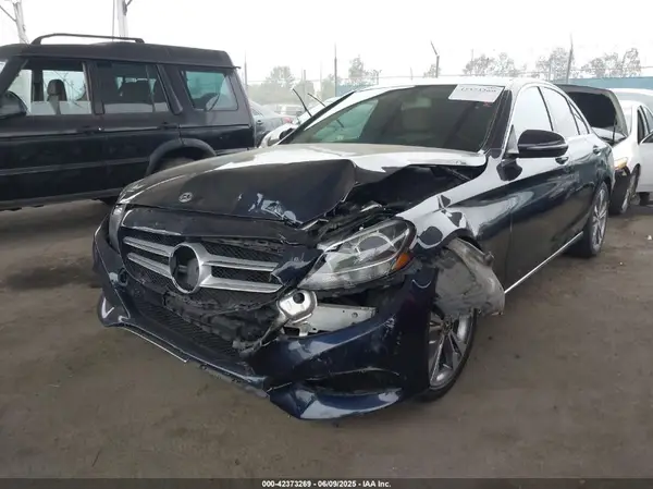55SWF4JB4HU232757 2017 MERCEDES-BENZ C-KLASSE - Image 2
