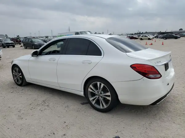 55SWF4JB4JU244820 2018 MERCEDES-BENZ C-KLASSE - Image 2