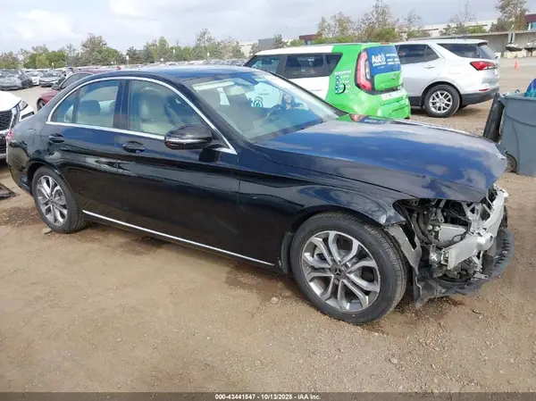 55SWF4JB4JU254909 2018 MERCEDES-BENZ C-KLASSE - Image 1