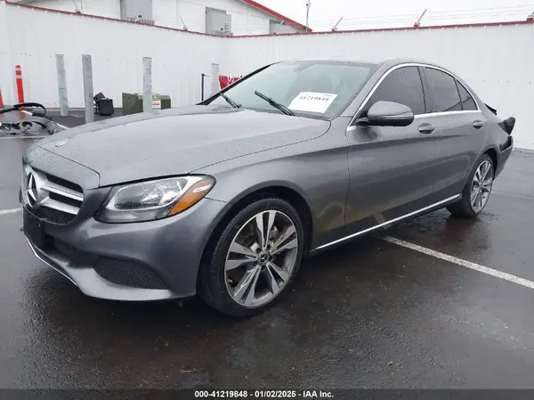 55SWF4JB4JU256062 2018 MERCEDES-BENZ C-KLASSE - Image 2