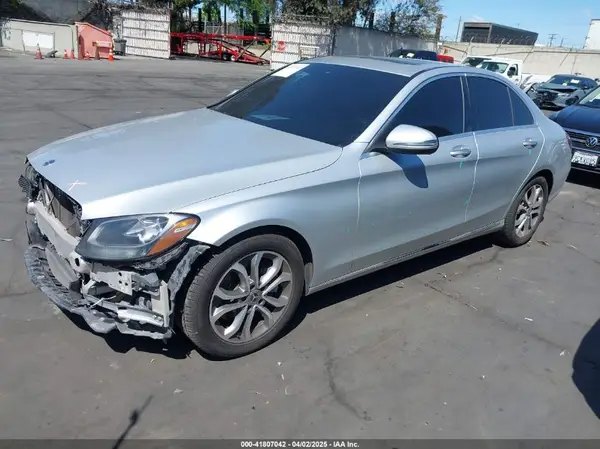 55SWF4JB4JU257082 2018 MERCEDES-BENZ C-KLASSE - Image 2