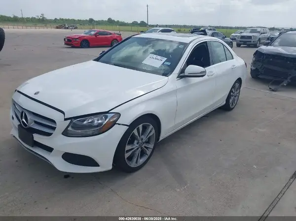 55SWF4JB4JU257373 2018 MERCEDES-BENZ C-KLASSE - Image 2