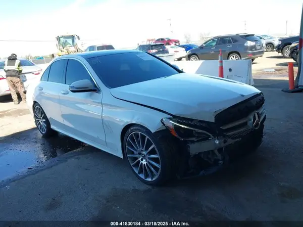 55SWF4JB4JU264078 2018 MERCEDES-BENZ C-KLASSE - Image 1