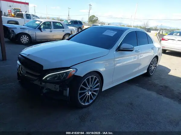 55SWF4JB4JU264078 2018 MERCEDES-BENZ C-KLASSE - Image 2