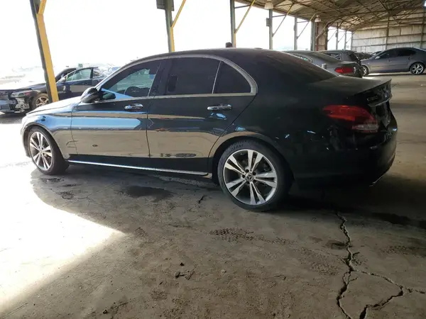 55SWF4JB4JU270771 2018 MERCEDES-BENZ C-KLASSE - Image 2