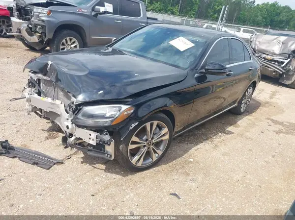 55SWF4JB4JU275226 2018 MERCEDES-BENZ C-KLASSE - Image 2