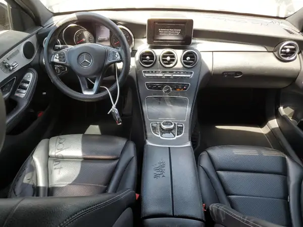55SWF4JB4JU278059 2018 MERCEDES-BENZ C-KLASSE - Image 8