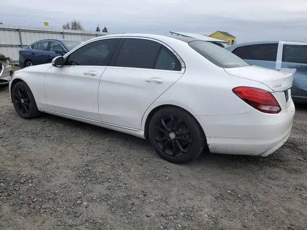 55SWF4JB5GU115025 2016 MERCEDES-BENZ C-KLASSE - Image 2