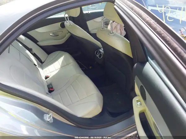 55SWF4JB5GU115879 2016 MERCEDES-BENZ C-KLASSE - Image 8