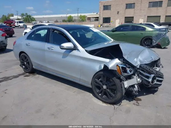 55SWF4JB5GU117647 2016 MERCEDES-BENZ C-KLASSE - Image 1