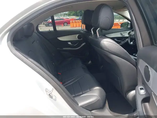 55SWF4JB5GU174835 2016 MERCEDES-BENZ C-KLASSE - Image 8