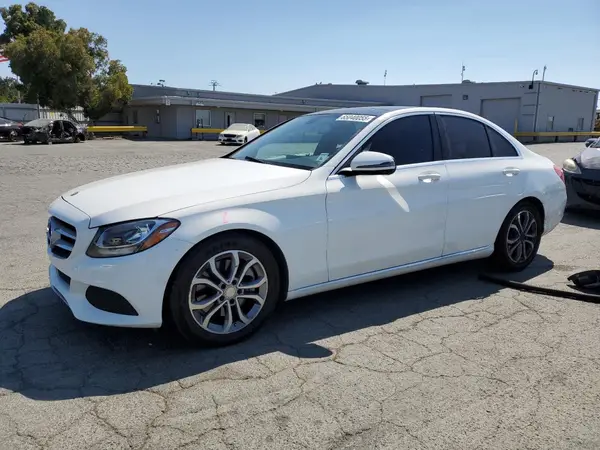 55SWF4JB5HU180135 2017 MERCEDES-BENZ C-KLASSE - Image 1